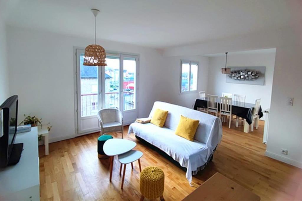 Appartement 76M2 Lumineux Centre Ville Garage Prive 3Ieme Etage Sans Ascenseur Фужер Екстер'єр фото
